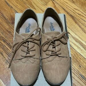 Charlotte Russe Women's Brown Lace-Up Flats